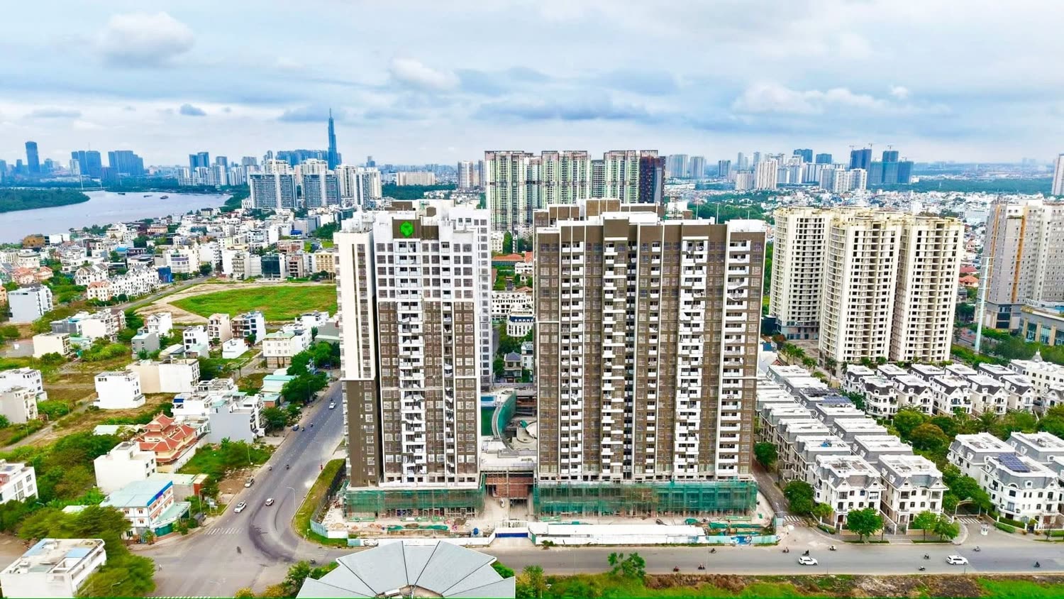Shophouse khối đế – tiện ích Victoria Village Novaland, Thạnh Mỹ Lợi